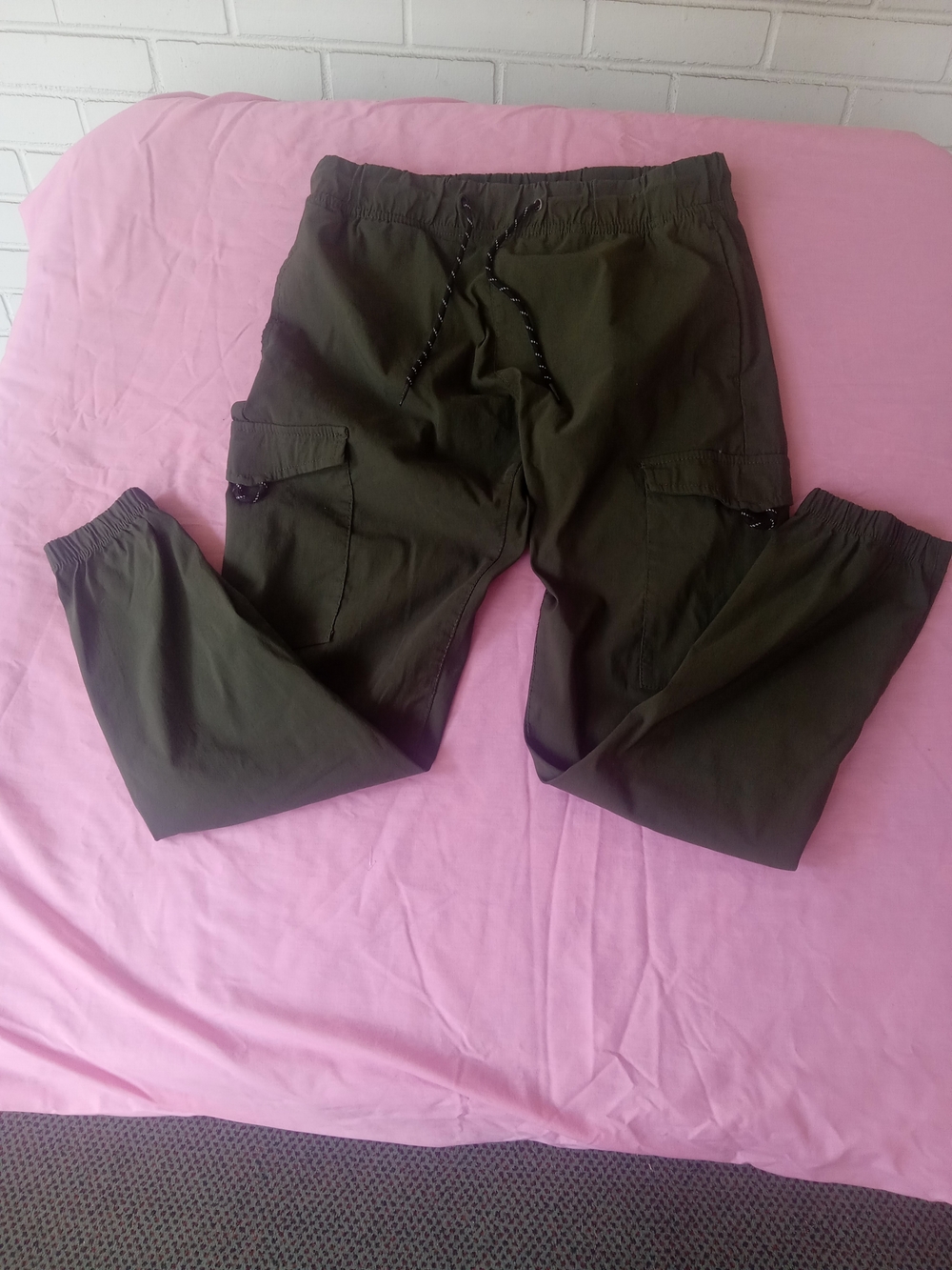 Ring of Fire Men's Olive Cargo Joggers with Drawstring Sz Medium